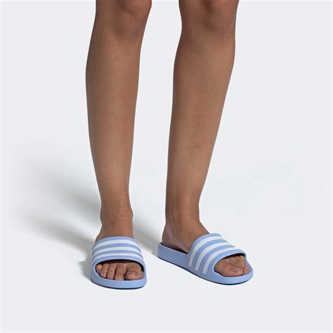 lichtblauwe badslippers adidas|Dames .